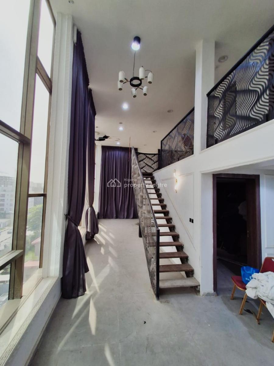 3  Bedroom  Pent  House on 4th  Floor with Elevator, Oniru, Victoria Island (vi), Lagos, House for Sale