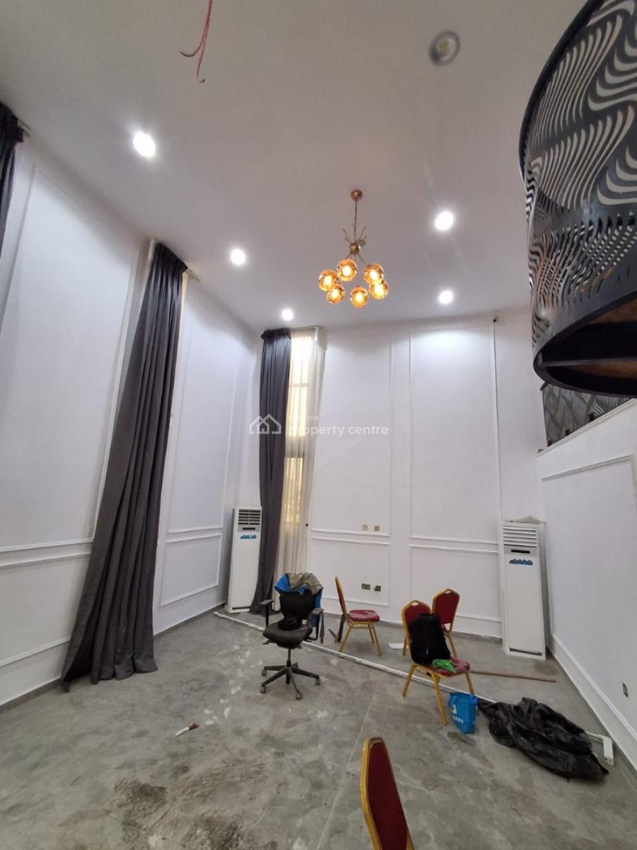 3  Bedroom  Pent  House on 4th  Floor with Elevator, Oniru, Victoria Island (vi), Lagos, House for Sale