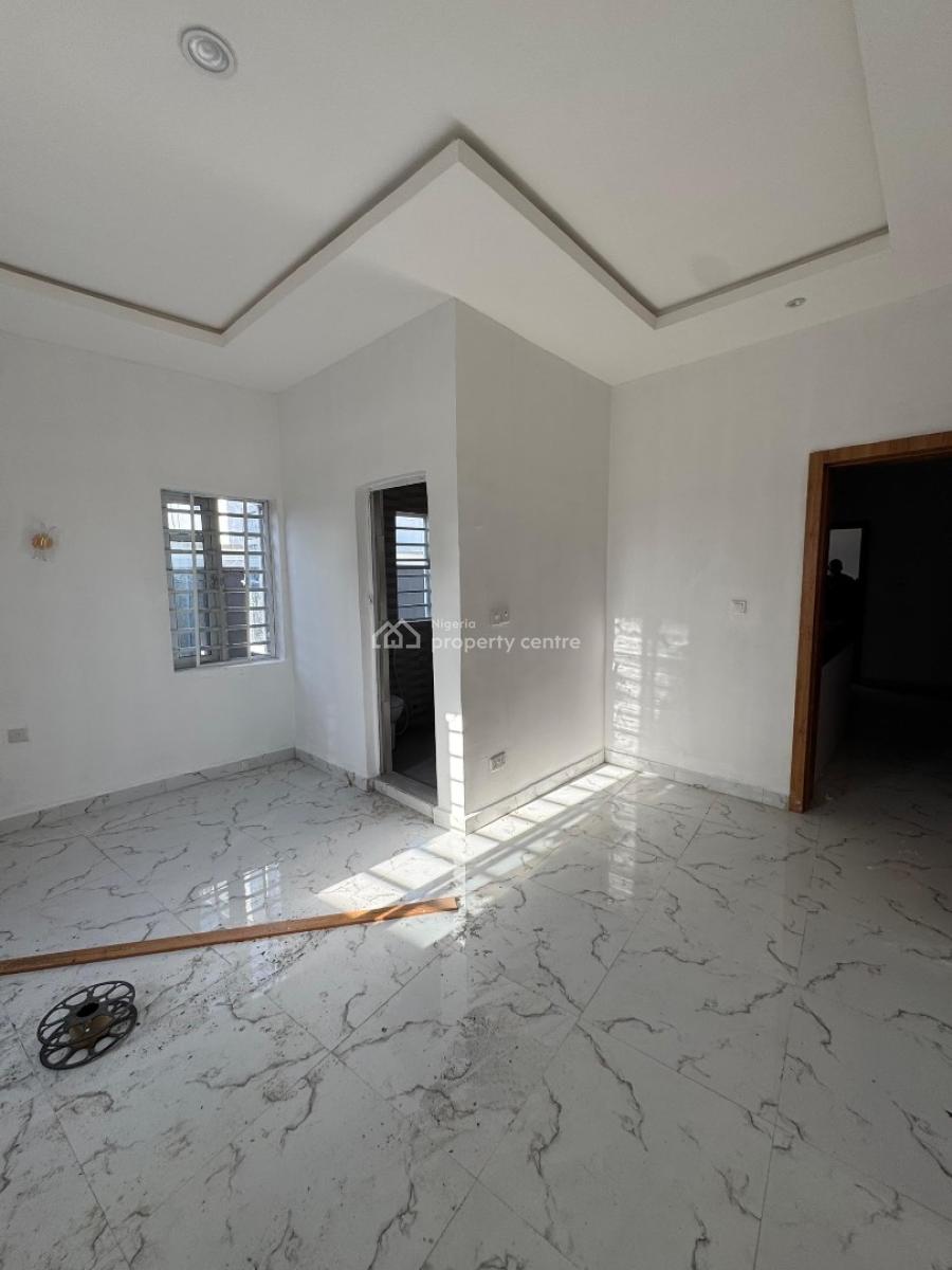 Newly Built 2bedroom, Ologolo, Ologolo, Lekki, Lagos, Flat / Apartment for Rent