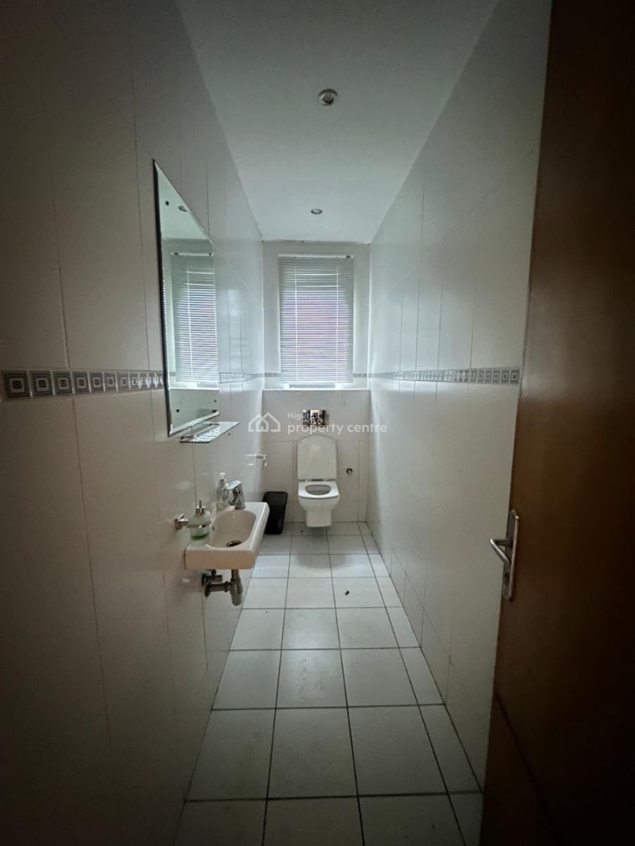 2 Bedroom Apartment in Banana Island, Banana Island, Banana Island, Ikoyi, Lagos, Flat / Apartment for Rent