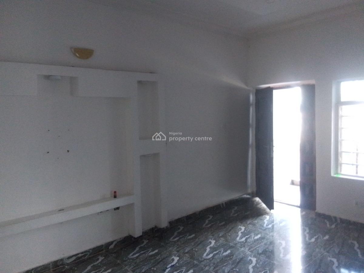 Spacious Luxury 2 Bedroom Flat with Excellent Features, Newtown Estate Rd, Ogombo, Ajah, Lagos, Flat / Apartment for Rent