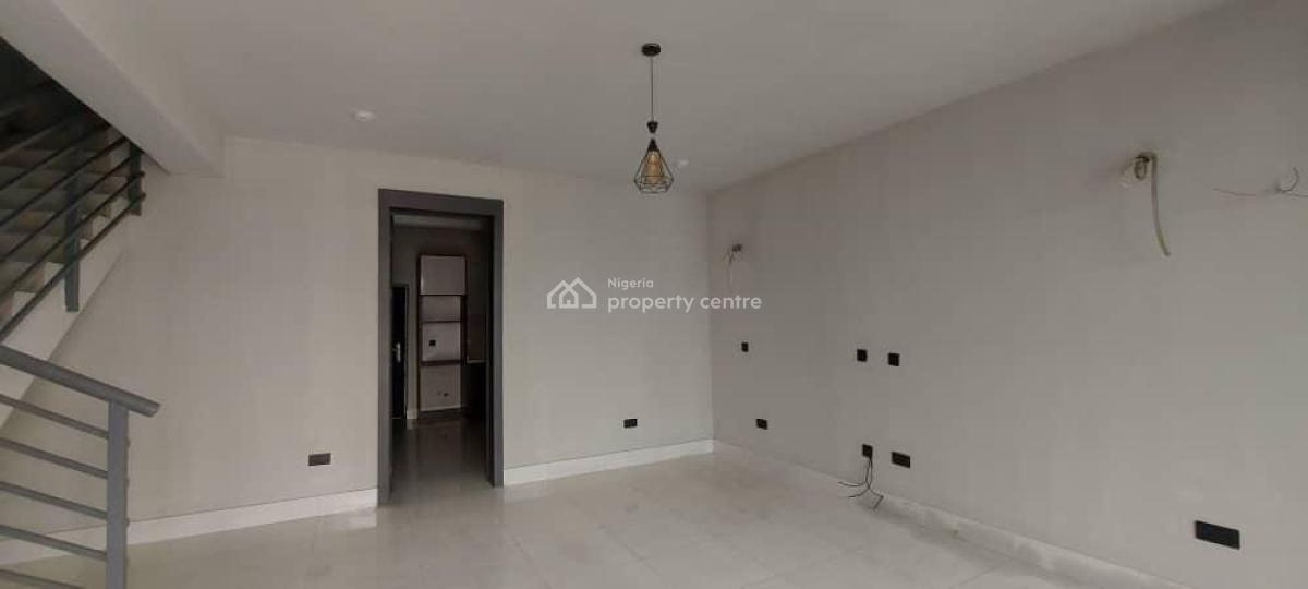 Tastefully Built 4 Bedroom Terrace with Bq, Ilasan, Ilasan, Lekki, Lagos, House for Rent