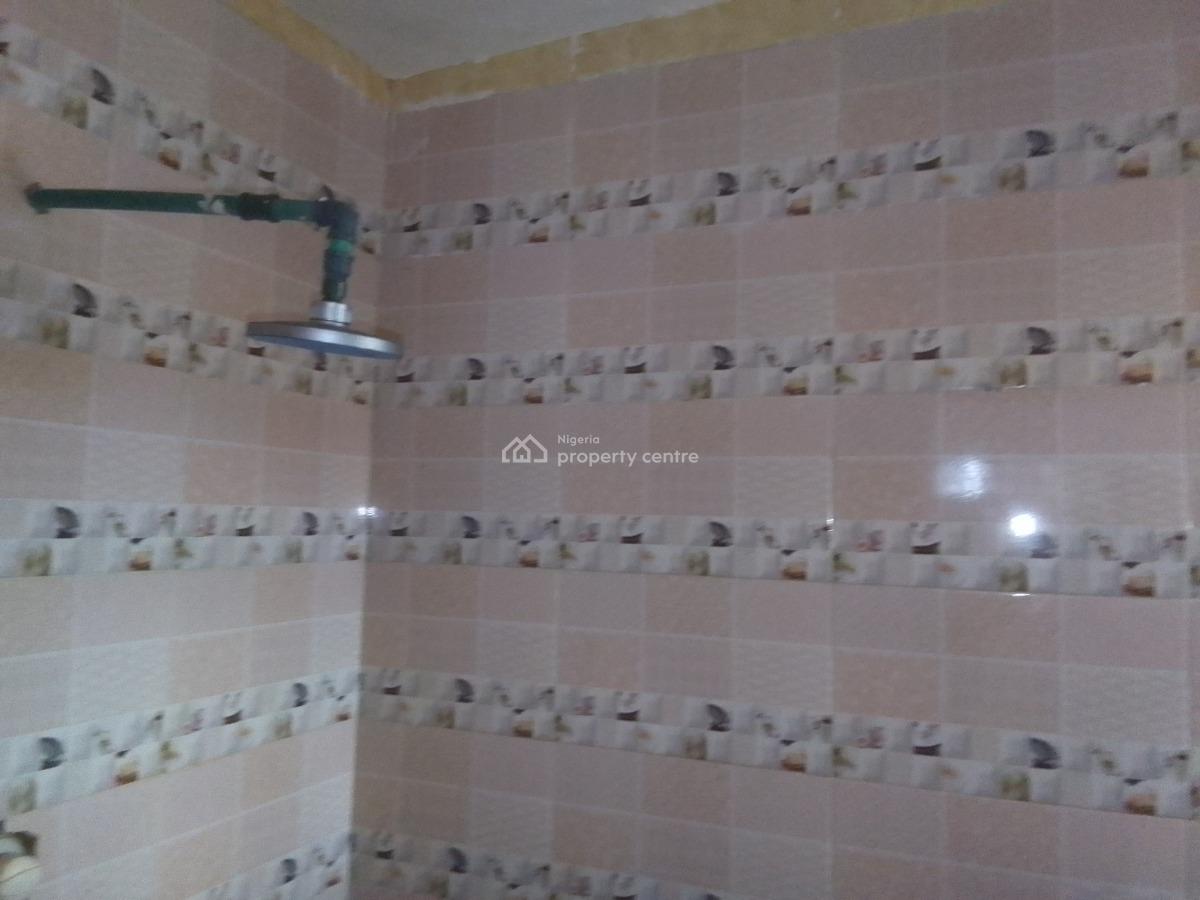 Spacious Luxury 2 Bedroom Flat with Excellent Features, Newtown Estate Rd, Ogombo, Ajah, Lagos, Flat / Apartment for Rent