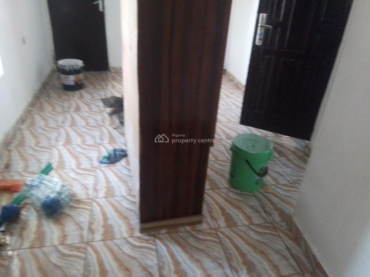 Spacious Luxury 2 Bedroom Flat with Excellent Features, Newtown Estate Rd, Ogombo, Ajah, Lagos, Flat / Apartment for Rent