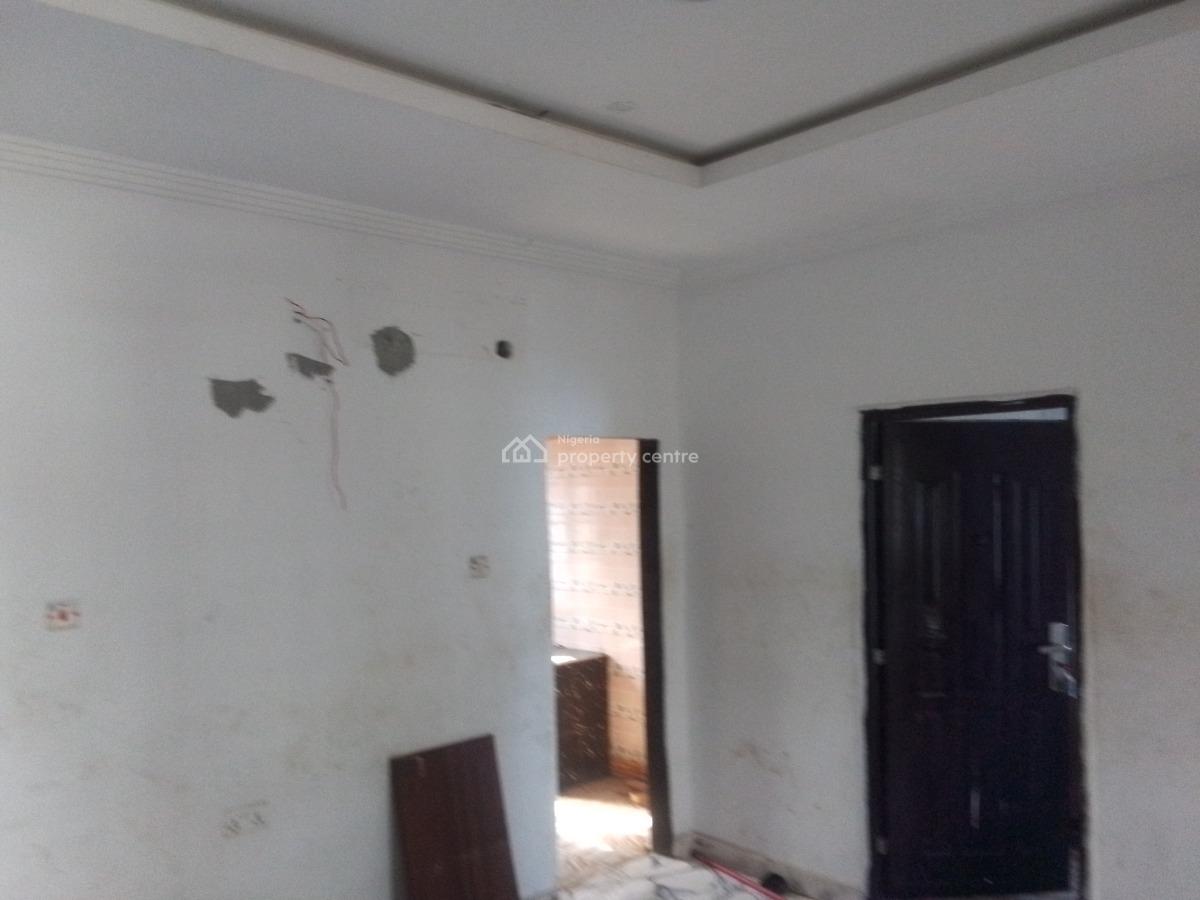 Spacious Luxury 2 Bedroom Flat with Excellent Features, Newtown Estate Rd, Ogombo, Ajah, Lagos, Flat / Apartment for Rent