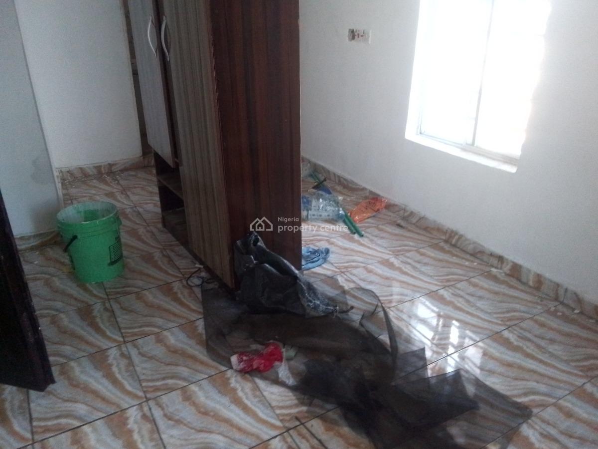 Spacious Luxury 2 Bedroom Flat with Excellent Features, Newtown Estate Rd, Ogombo, Ajah, Lagos, Flat / Apartment for Rent
