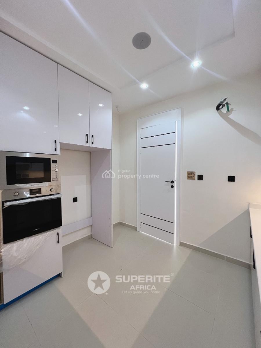 Luxury 2-bedroom Apartment, Ilasan, Lekki, Lagos, Flat / Apartment for Sale