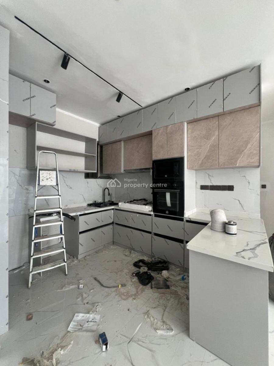 Magnificent 2 Bedroom Apartment, Swimming Pool, Gym, Elevator, Magnificent 2 Bedroom Apartment, Swimming Pool, Gym, Elevator, Lekki Phase 1, Lekki, Lagos, Flat / Apartment for Sale