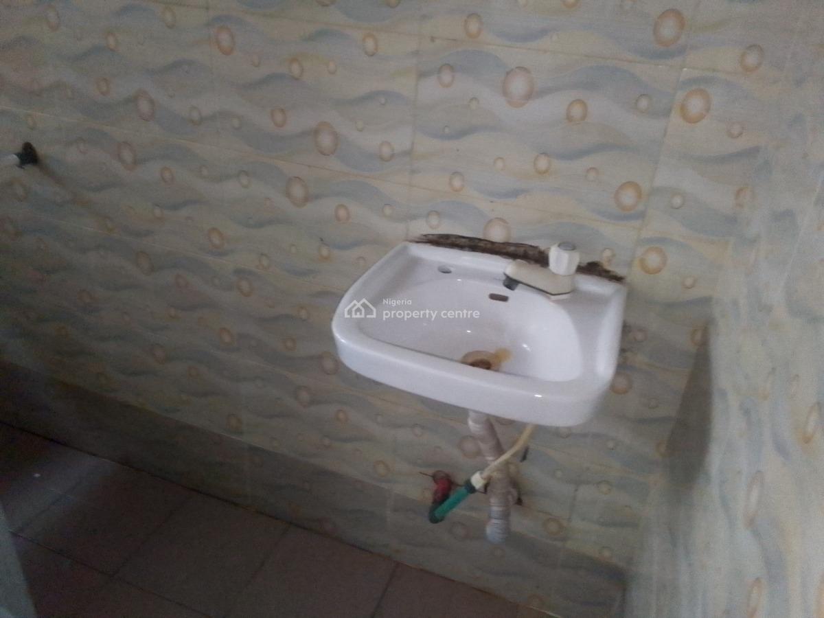 Spacious Luxury 1 Bedroom Flat with Excellent Features, Newtown Estate Road, Ogombo, Ajah, Lagos, Mini Flat (room and Parlour) for Rent