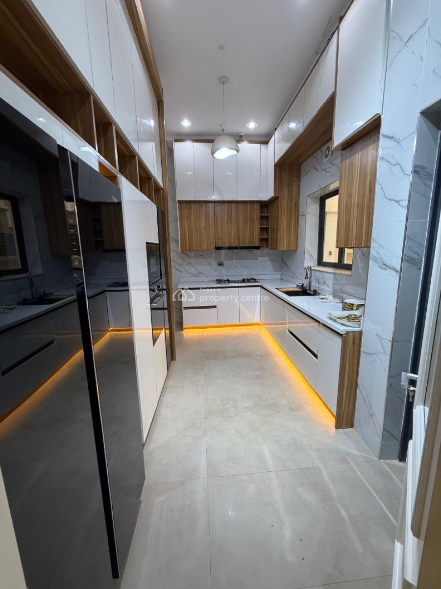 a Massive Contemporary Home with Parking for 7 Cars, Gilmore, Jahi, Abuja, Detached Duplex for Sale