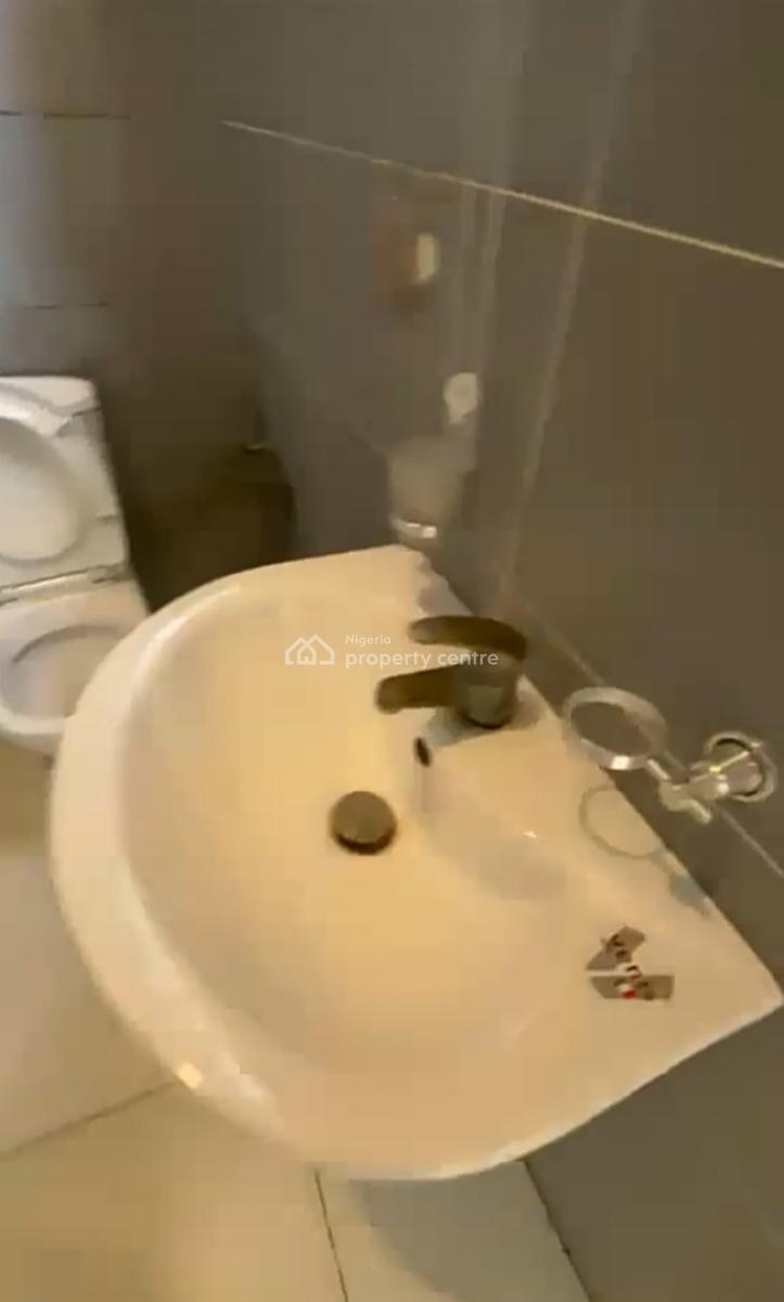 Semi Masters Upstairs Bedroom Inside a Shared Duplex { Video}, Emcel Garden Estate Orchid Road, Lekki, Lagos, Self Contain (single Rooms) for Rent