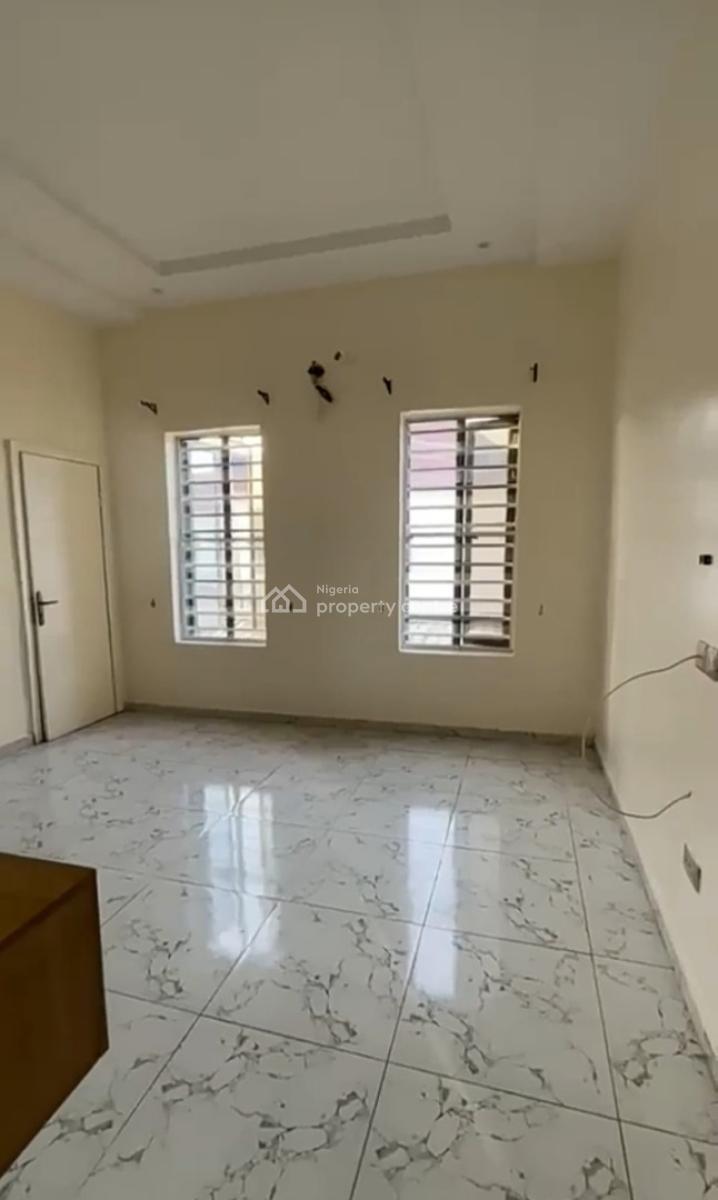 Semi Masters Upstairs Bedroom Inside a Shared Duplex { Video}, Emcel Garden Estate Orchid Road, Lekki, Lagos, Self Contain (single Rooms) for Rent