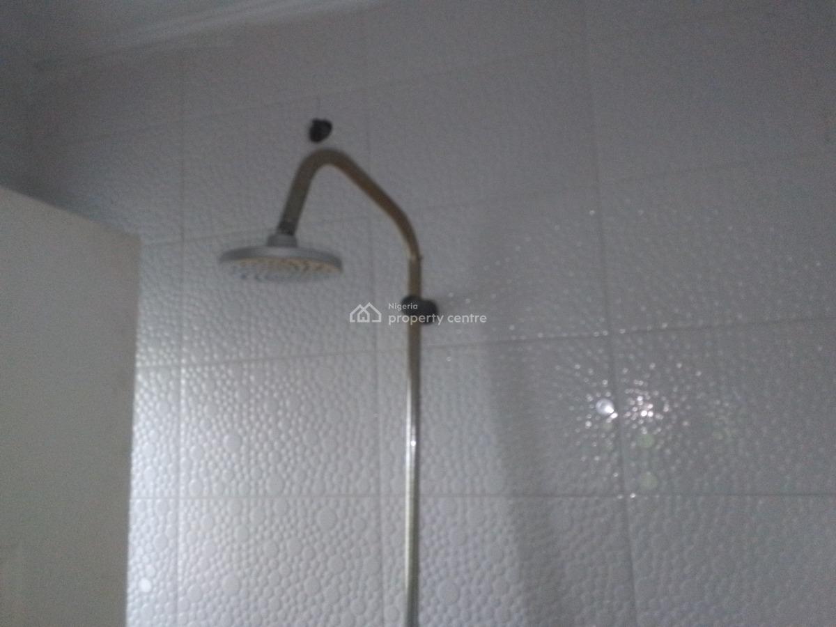 Spacious Luxury 2 Bedroom Flat with Excellent Features, Newtown Estate Rd, Ogombo, Ajah, Lagos, Flat / Apartment for Rent