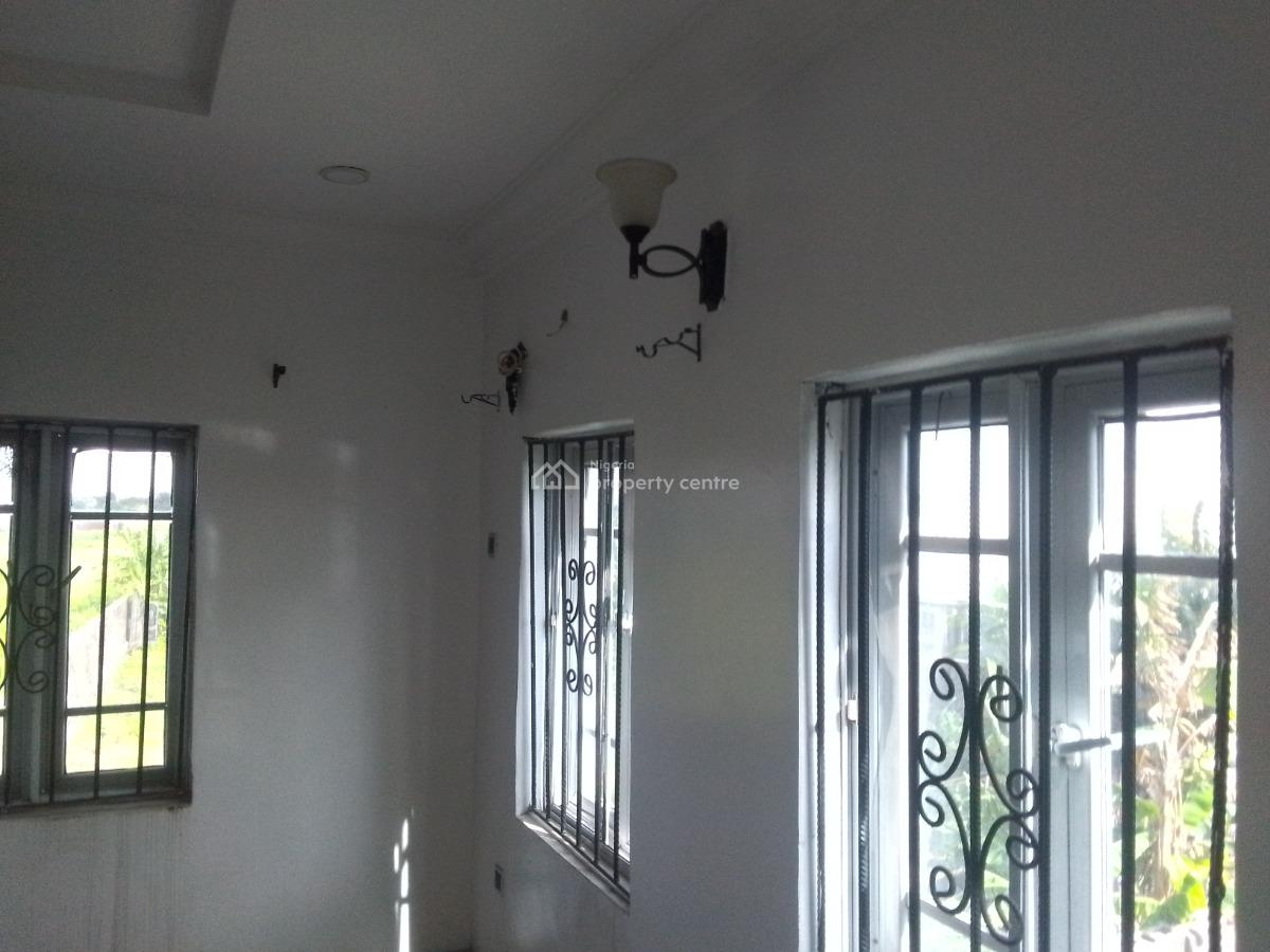 Spacious Luxury 2 Bedroom Flat with Excellent Features, Newtown Estate Rd, Ogombo, Ajah, Lagos, Flat / Apartment for Rent