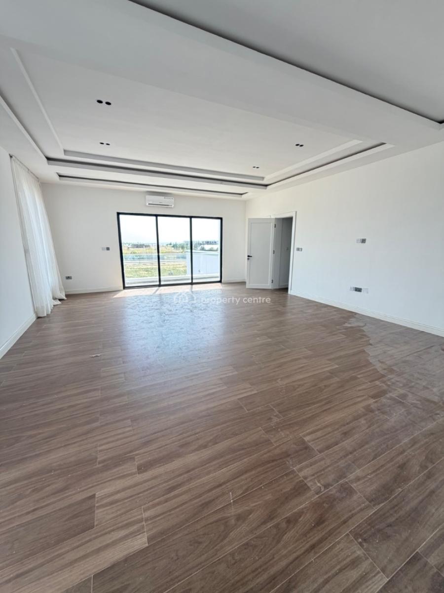 Spacious 5 Bedroom Fully Detached House with Pool, Chevron, Lekki, Lagos, Detached Duplex for Sale