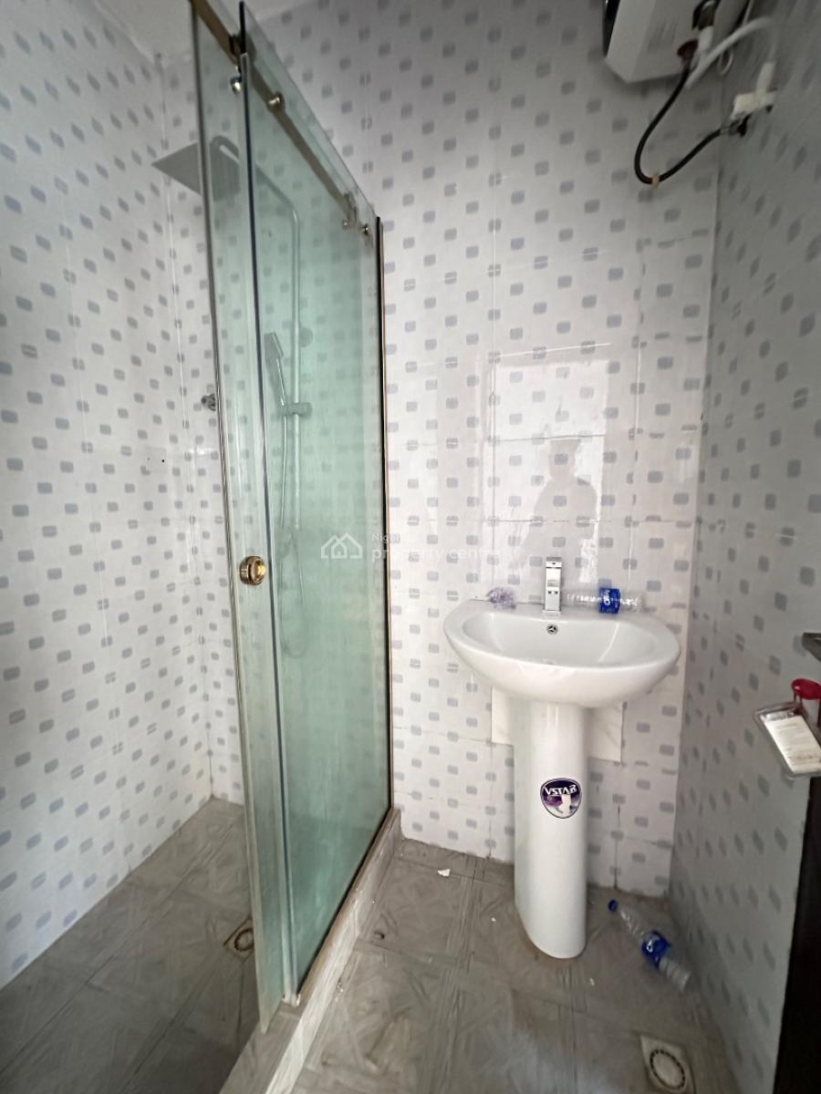 2 Bedroom Apartment, New Road Chevron, Lekki, Lagos, Flat / Apartment for Rent