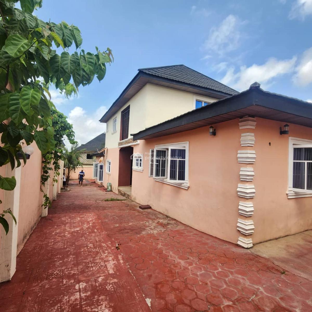 5 Bedroom Duplex, Ajadi, Ologuneru Ibadan, Ibadan, Oyo, Detached Duplex for Sale