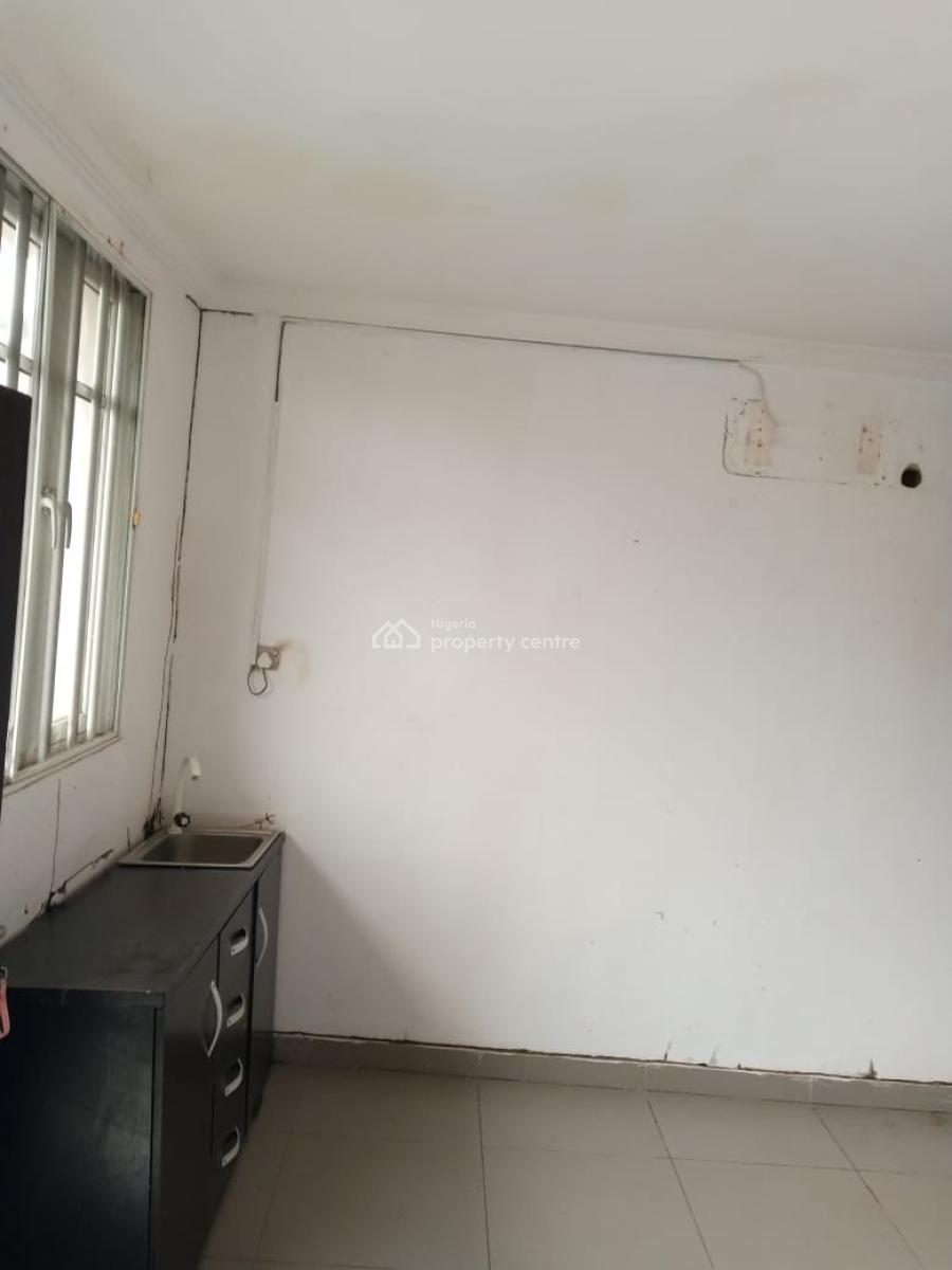 Self Contain, John Okafor Street Agungi, Lekki Phase 1, Lekki, Lagos, Self Contain (single Rooms) for Rent