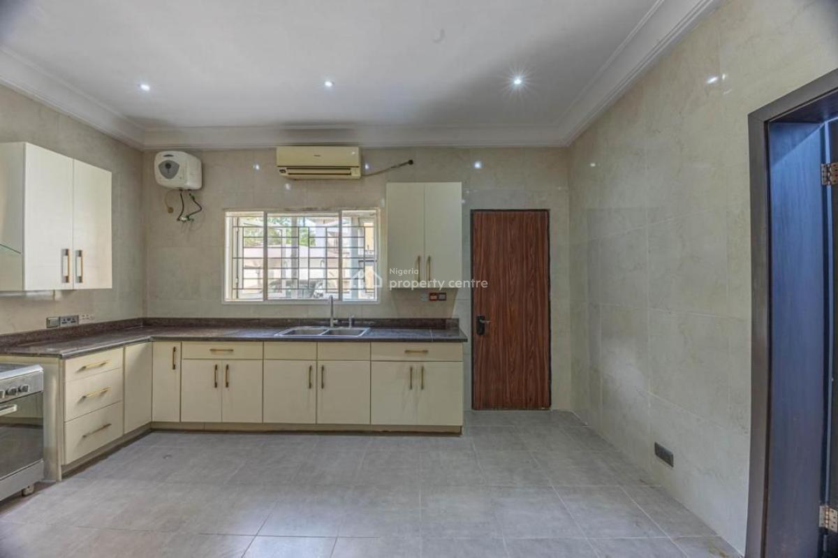 2 Bedroom Apartment with Bq, Ikoyi, Lagos, Flat / Apartment for Rent