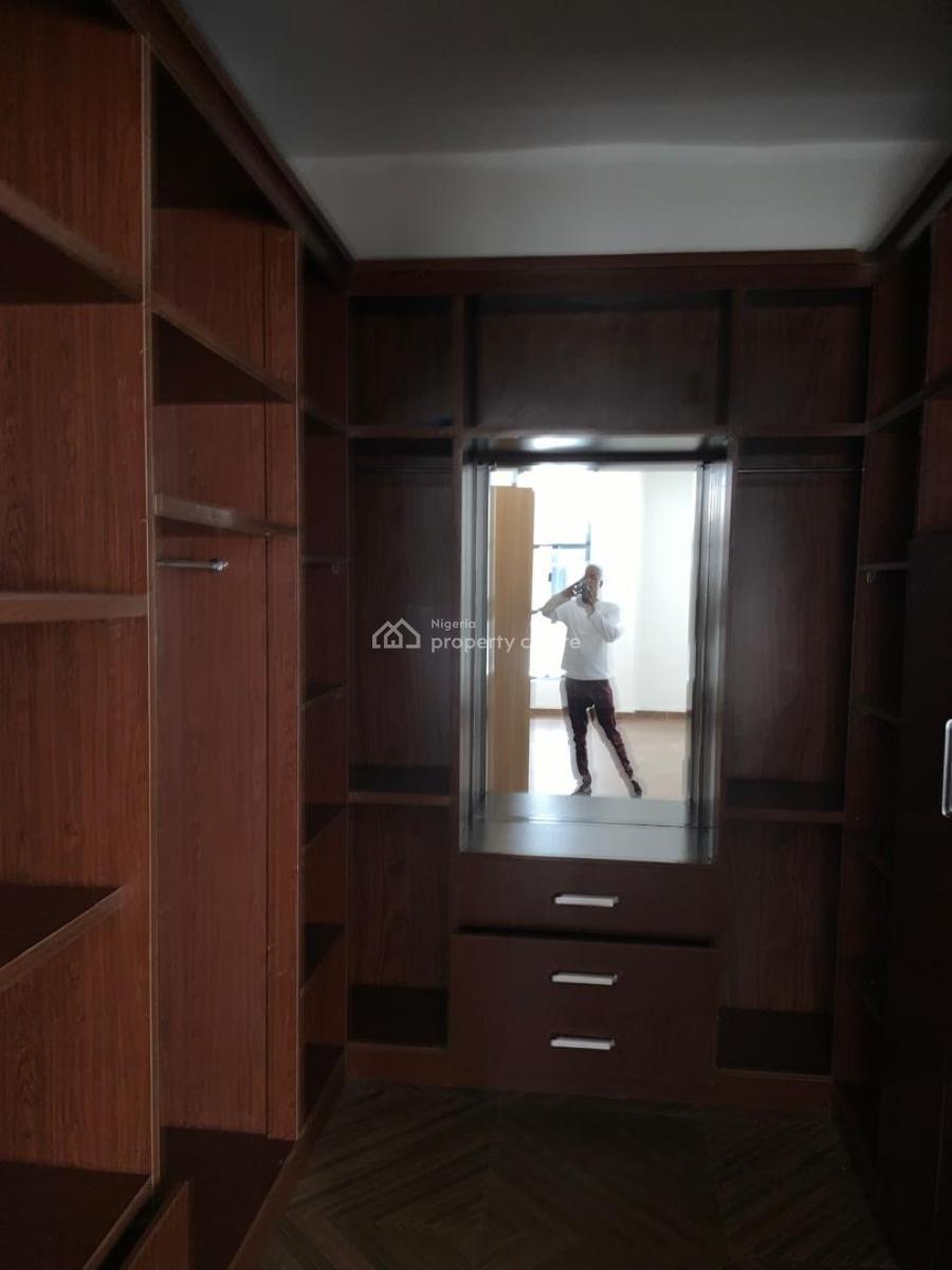 4 Bedroom Terrace in Oniru Victoria Island  30m Sc: 1.7m Diesel D, Oniru, Victoria Island (vi), Lagos, Terraced Duplex for Rent
