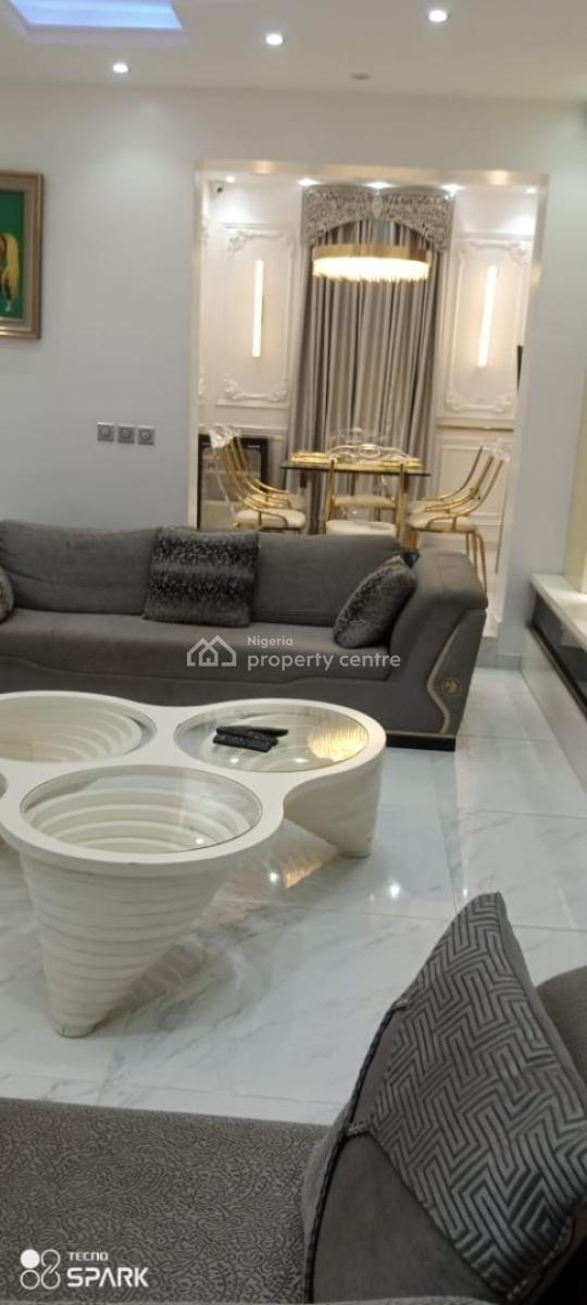 Relatively New and Tastefully Built 5 Bedroom Duplex with Bq, Gateway Zone Estate, Gra Phase 1, Magodo, Lagos, Detached Duplex for Sale