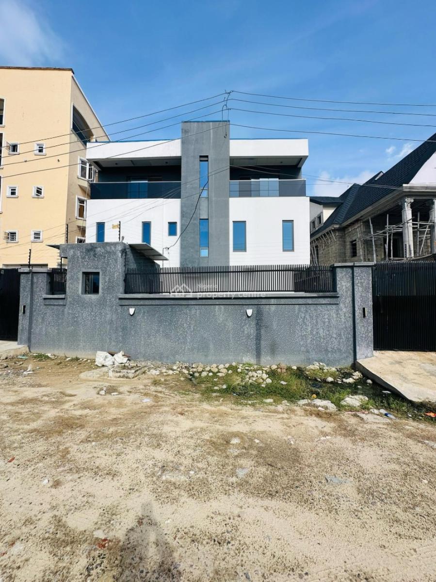Very Spacious 2 Bedroom Apartment, New Road Chevron, Lekki, Lagos, Flat / Apartment for Rent