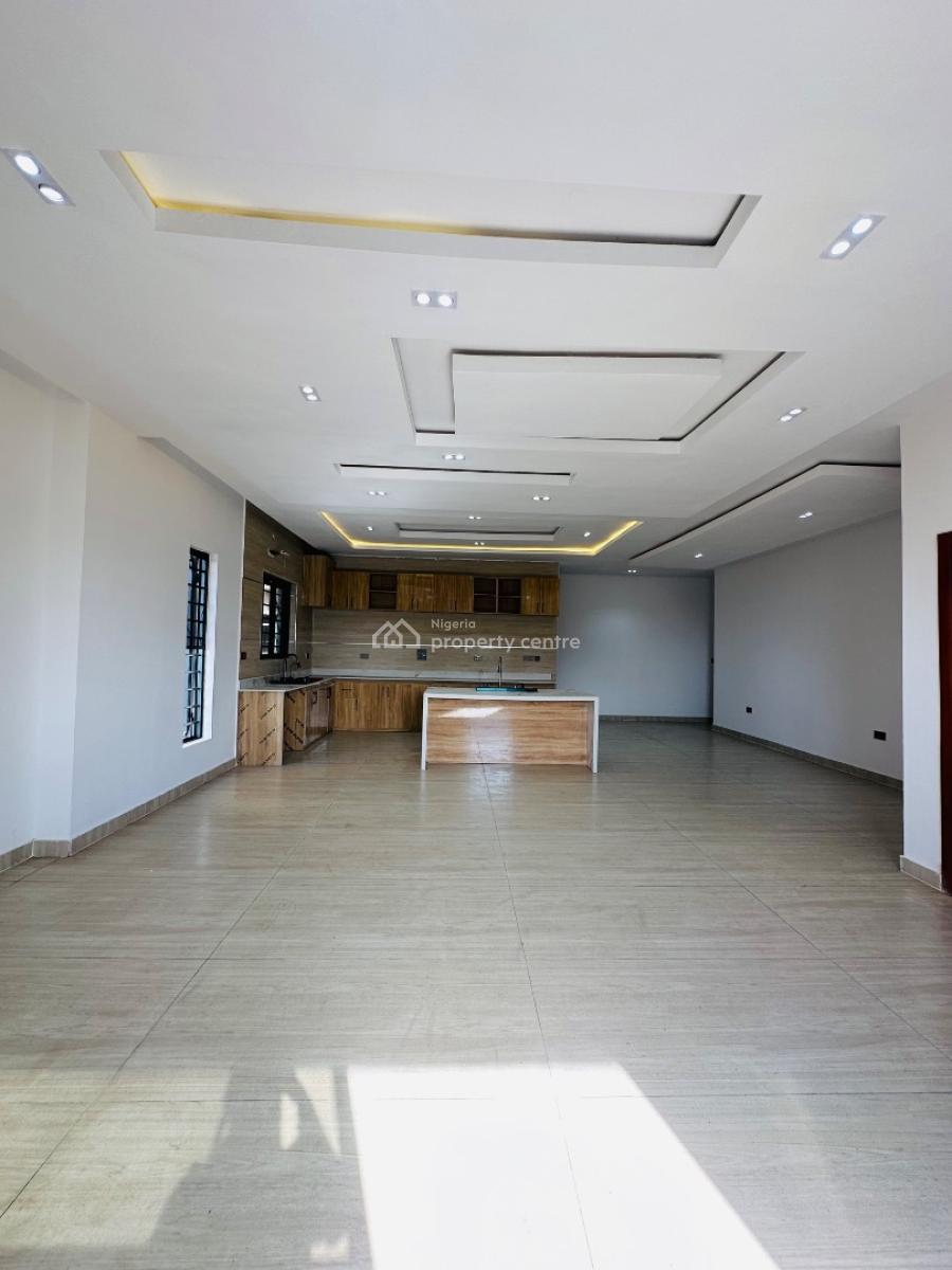 Very Spacious 2 Bedroom Apartment, New Road Chevron, Lekki, Lagos, Flat / Apartment for Rent