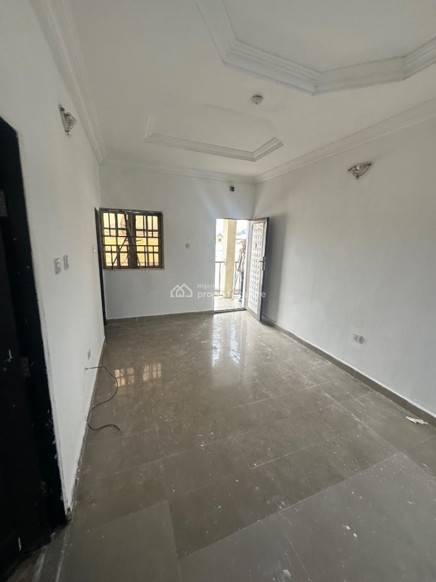 Pay & Park in Room Self Contain Apartment in a Decent Neighborhood, Phase 4 Not Far From Chicken Republic, Kubwa, Abuja, Self Contain (single Rooms) for Rent