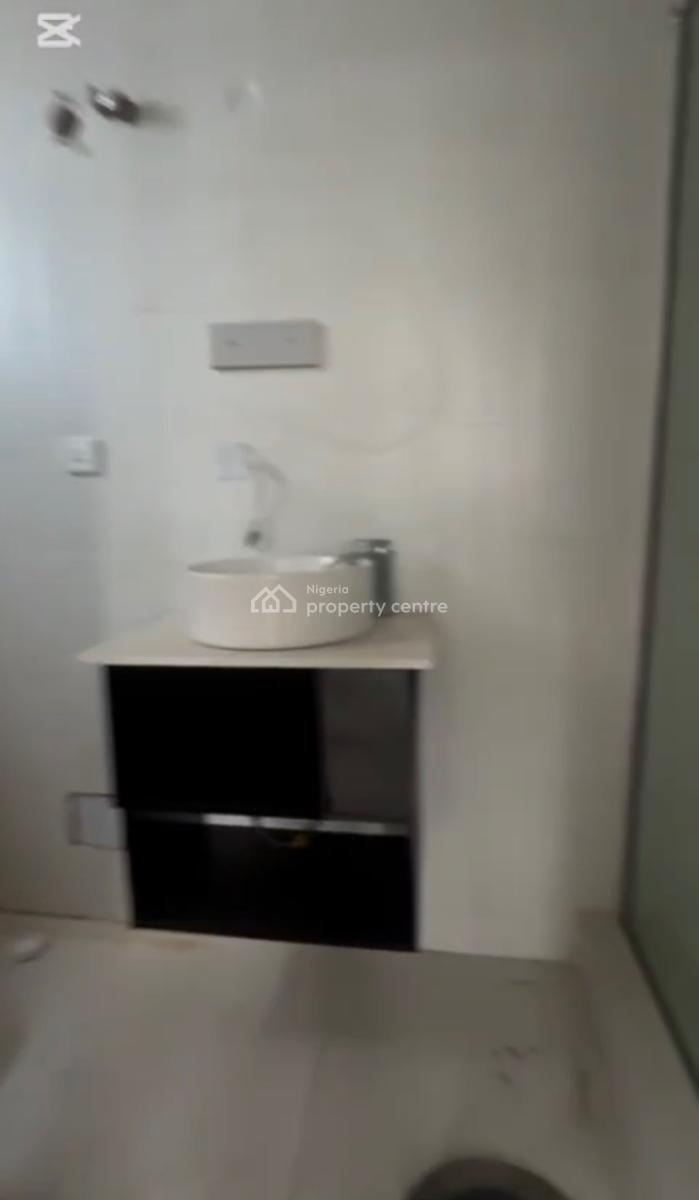 Spacious 2 Bedroom Flat in a Serviced Property, Off Awolowo, Ikoyi, Lagos, Flat / Apartment for Rent