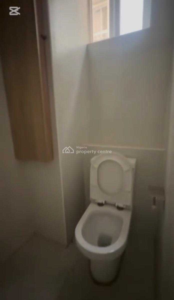 Spacious 2 Bedroom Flat in a Serviced Property, Off Awolowo, Ikoyi, Lagos, Flat / Apartment for Rent