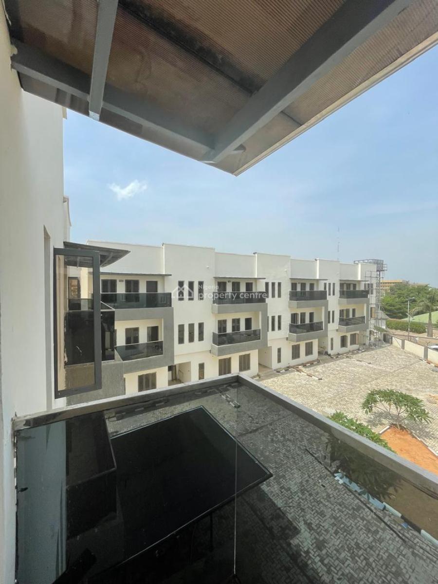 5-bedroom Terrace Duplex with B.q, Mabushi, Abuja, Flat / Apartment for Sale