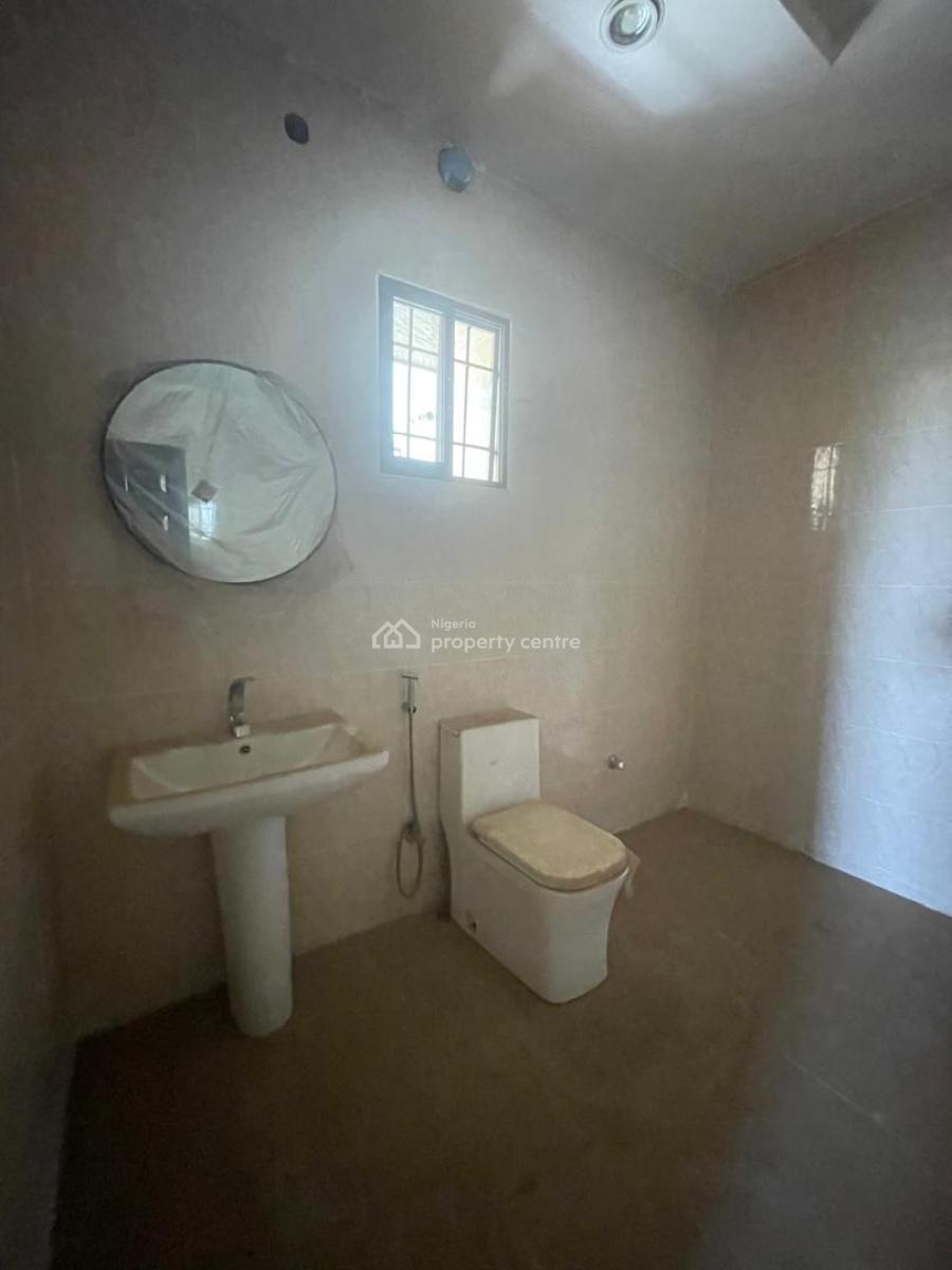 5-bedroom Terrace Duplex with B.q, Mabushi, Abuja, Flat / Apartment for Sale