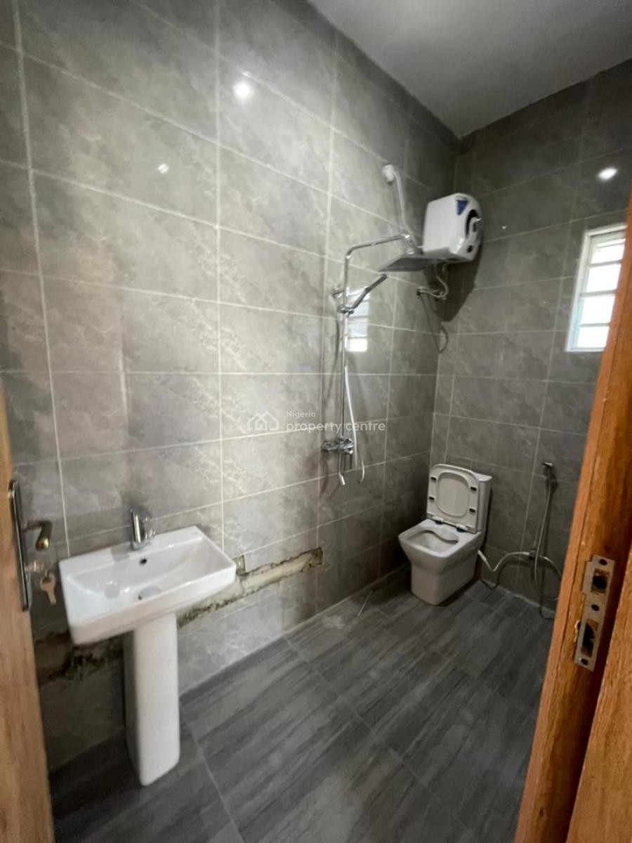 Brad New Service 3bedroom Apartment with Solar Inverter, Vgc, Lekki, Lagos, Vgc, Lekki, Lagos, Flat / Apartment for Rent