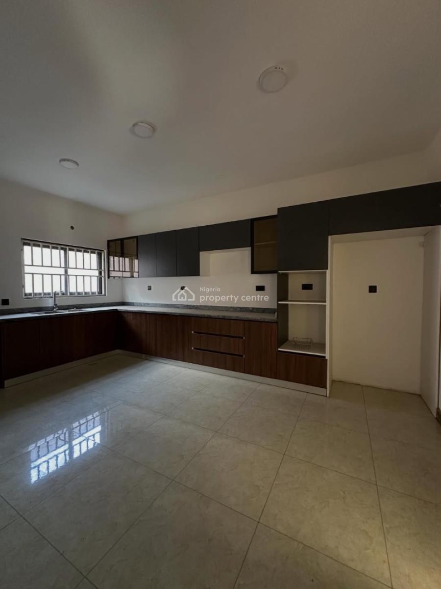 Spacious 5 Bedroom Semi Detached Duplex with a Bq, Mabushi, Abuja, Semi-detached Duplex for Sale