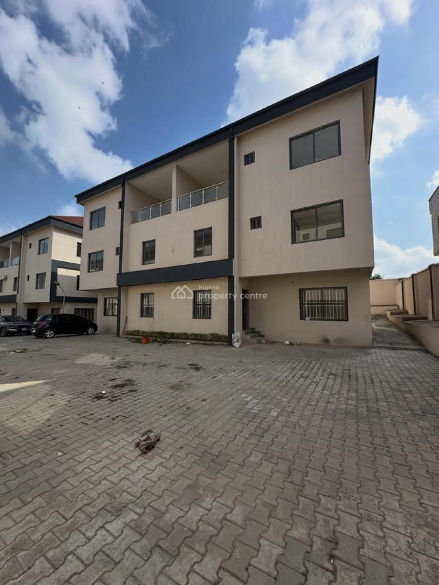 Spacious 5 Bedroom Semi Detached Duplex with a Bq, Mabushi, Abuja, Semi-detached Duplex for Sale