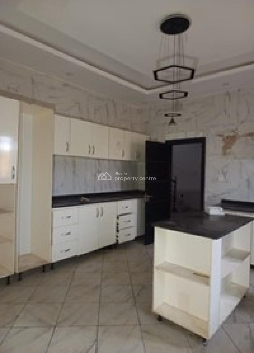 Detached 5-bedroom Duplex, Off Agboyi Road, Ori-oke, Ogudu, Lagos, Detached Duplex for Rent