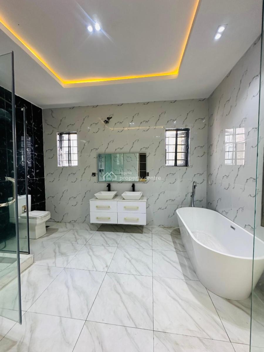 Very Spacious 2 Bedroom Apartment, New Road Chevron ,lekki, Lekki, Lagos, Flat / Apartment for Rent
