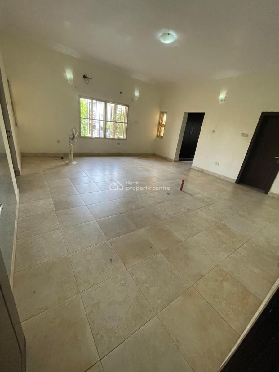 4 Bedroom Semi Detached with Bq  25m Asking  Service Charge 1.6m, Lekki Phase 1, Lekki, Lagos, Semi-detached Duplex for Rent