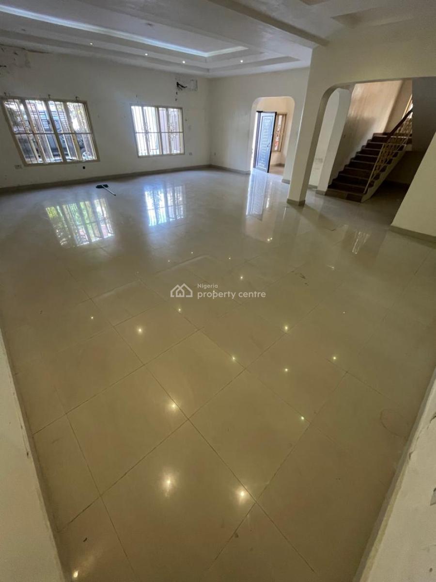 4 Bedroom Semi Detached with Bq  25m Asking  Service Charge 1.6m, Lekki Phase 1, Lekki, Lagos, Semi-detached Duplex for Rent