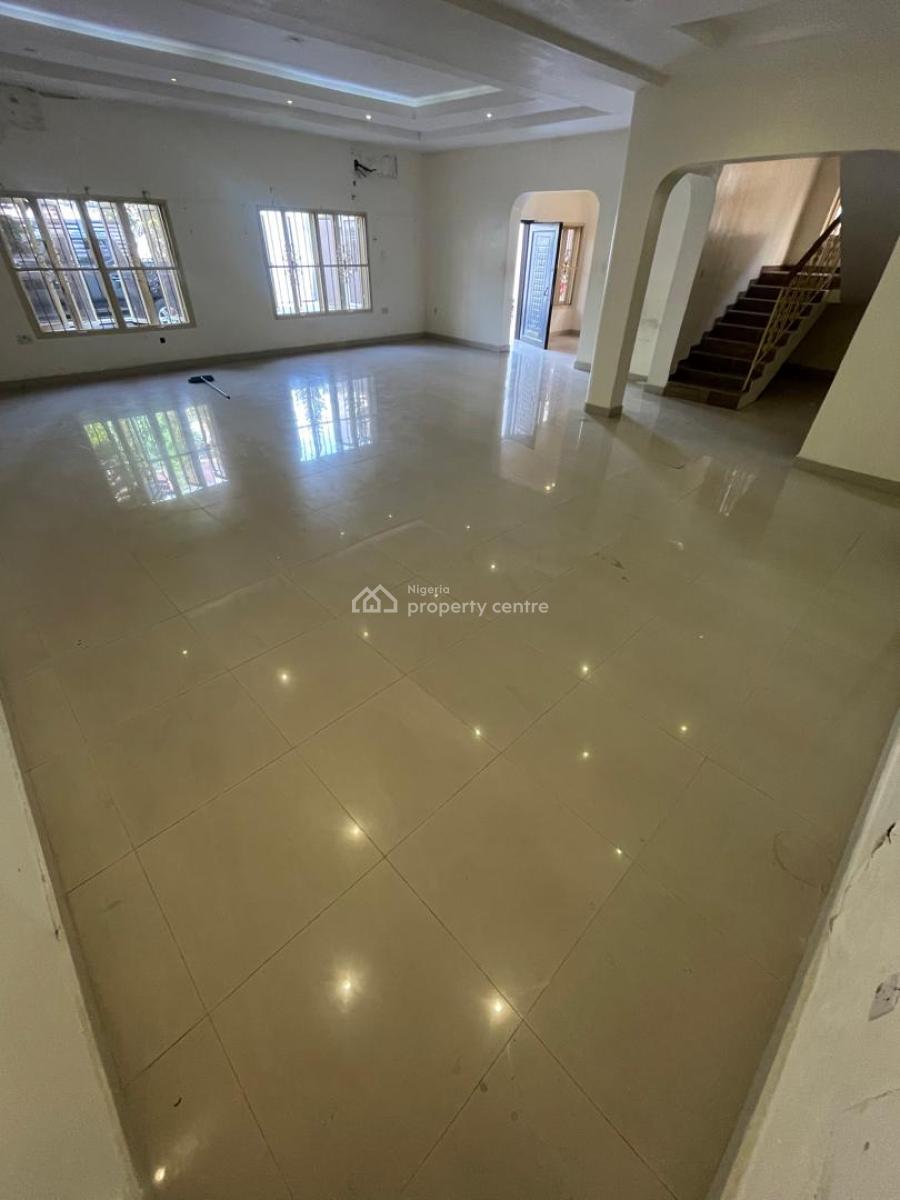 4 Bedroom Semi Detached with Bq  25m Asking  Service Charge 1.6m, Lekki Phase 1, Lekki, Lagos, Semi-detached Duplex for Rent