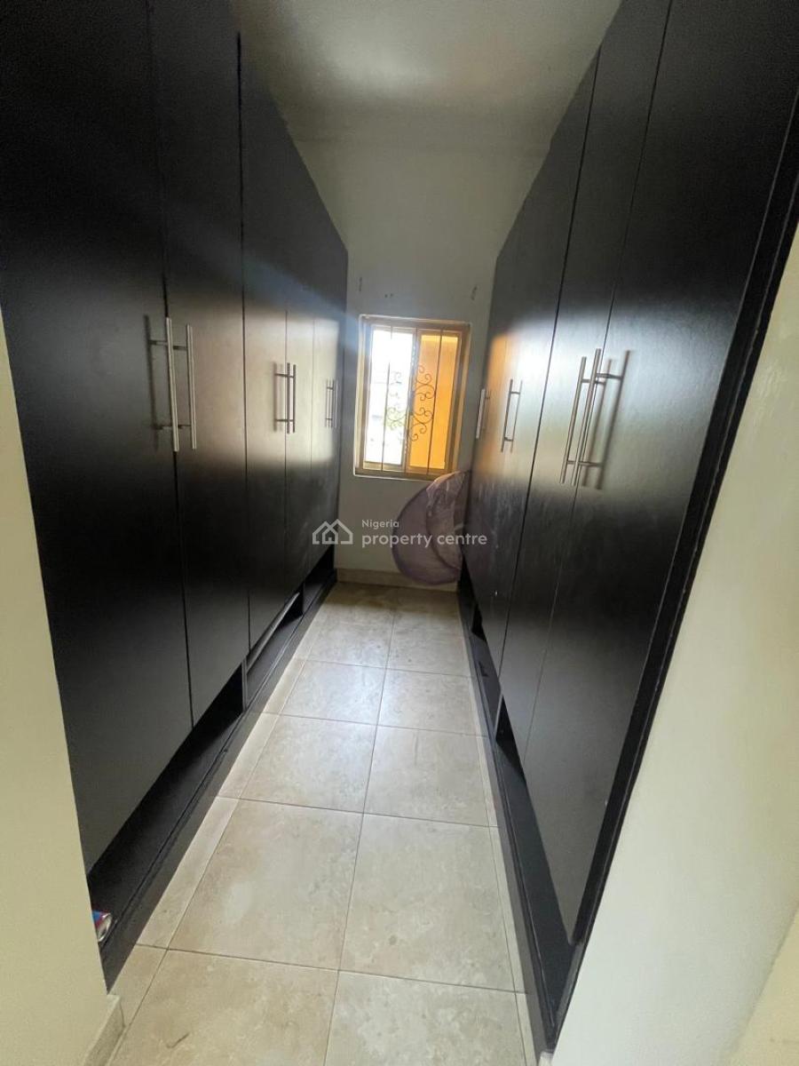 4 Bedroom Semi Detached with Bq  25m Asking  Service Charge 1.6m, Lekki Phase 1, Lekki, Lagos, Semi-detached Duplex for Rent