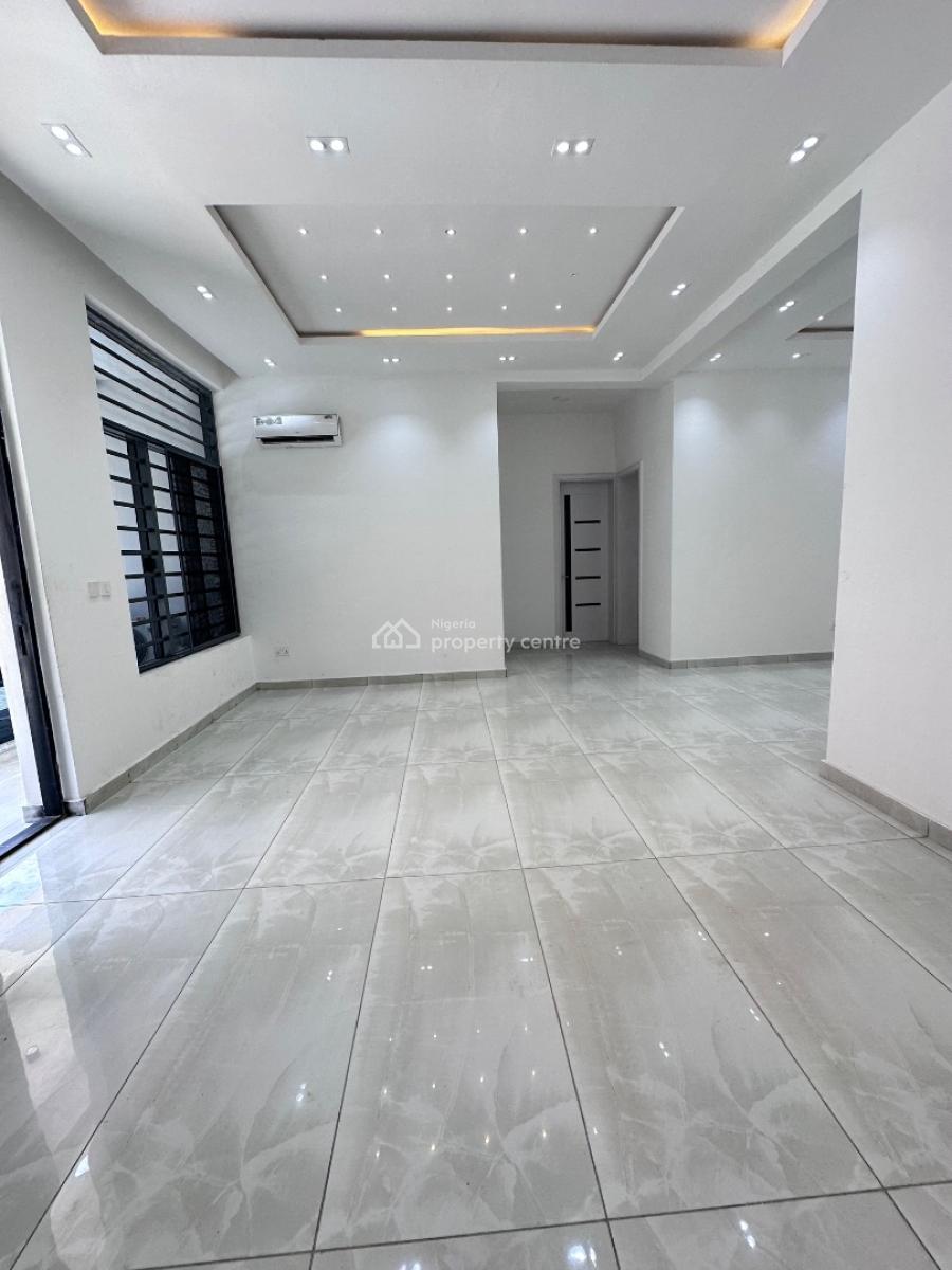 Fully Serviced 3 Bedroom Apartment, Lekki Phase 1, Lekki, Lagos, Flat / Apartment for Rent
