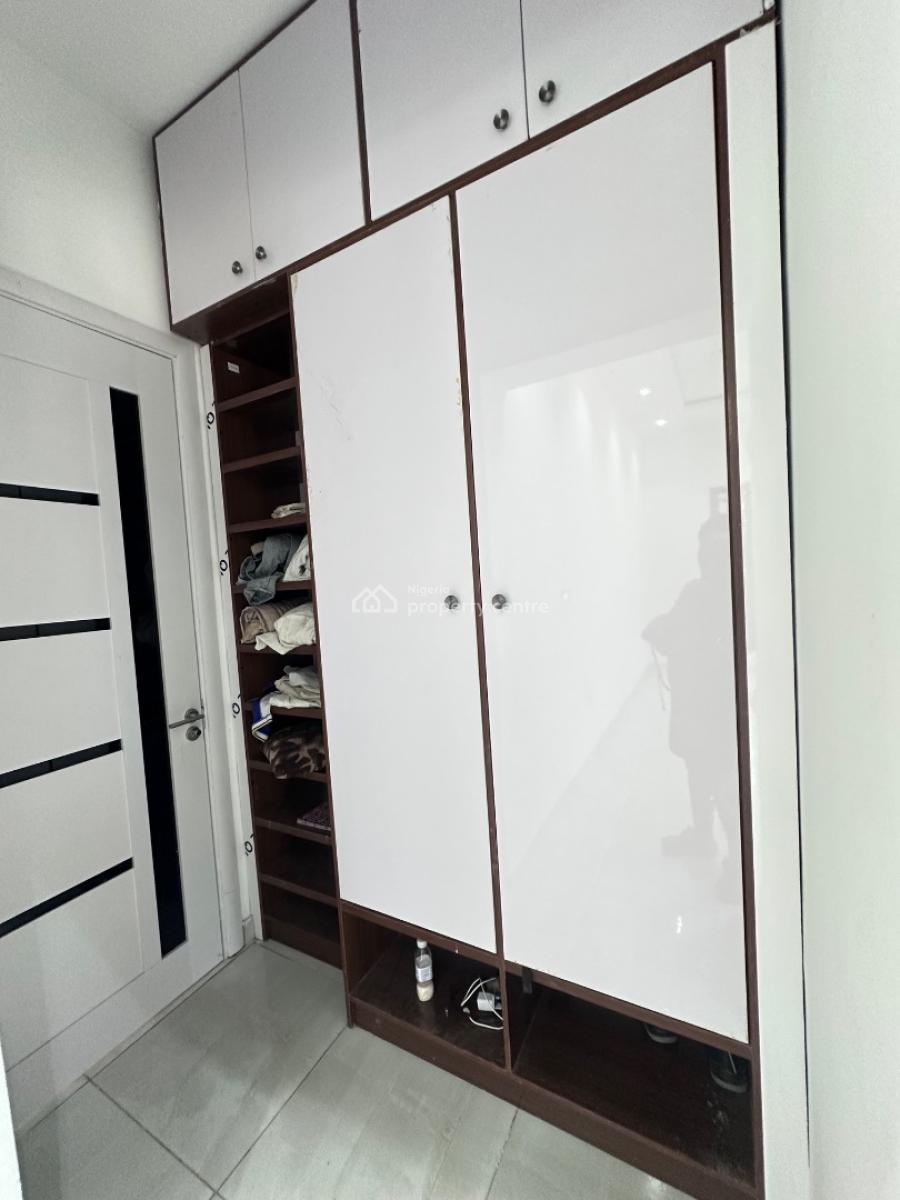 Fully Serviced 3 Bedroom Apartment, Lekki Phase 1, Lekki, Lagos, Flat / Apartment for Rent