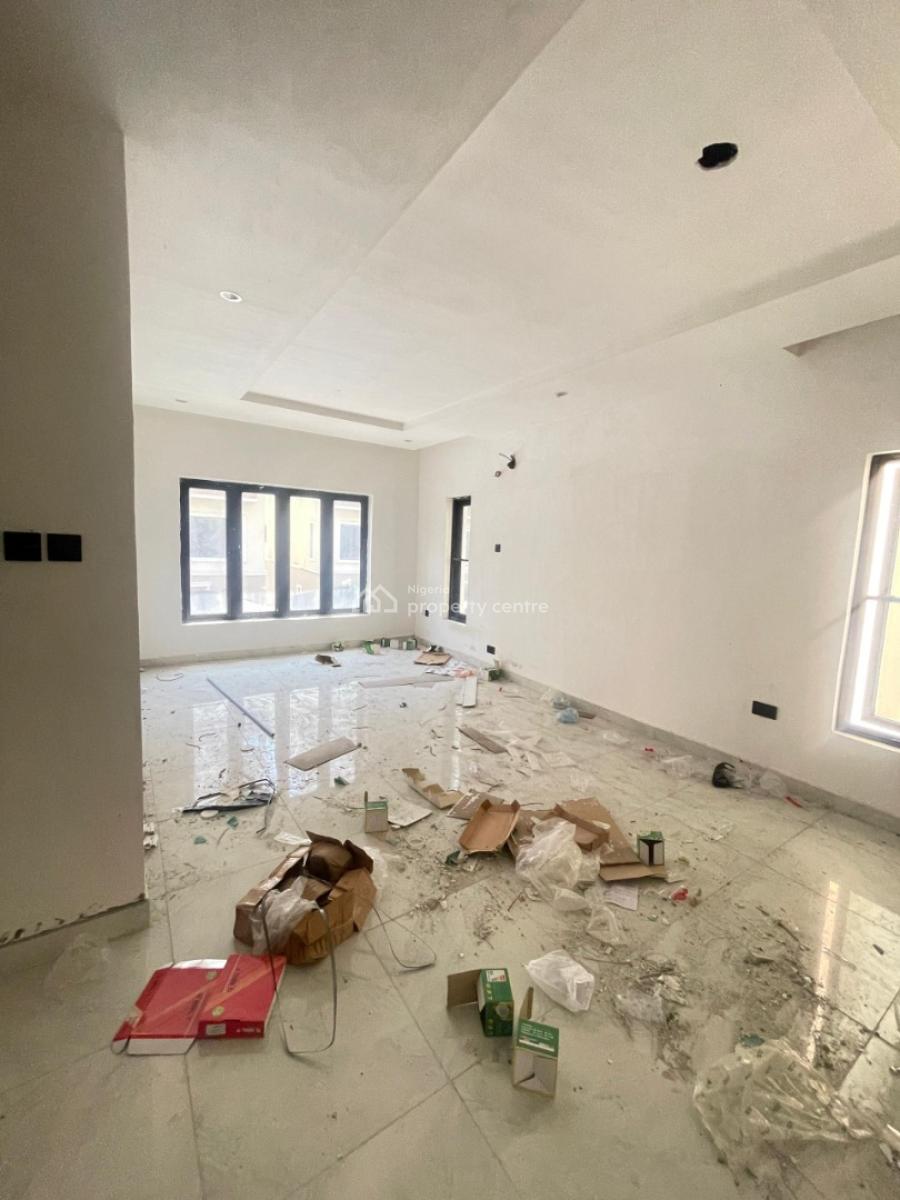 a Spacious 3 Bedroom Flat, Off Hakeem Dickson, Lekki Phase 1, Lekki, Lagos, Flat / Apartment for Rent