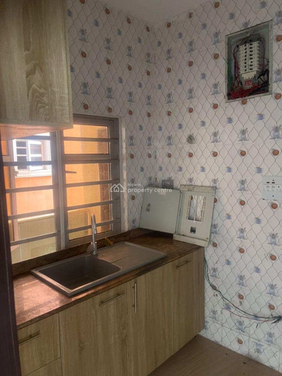 2 Bedroom Apartment Upstairs, Atlantic View Estate Off Alpha Beach Road Chevron Axis, Lekki, Lagos, Flat / Apartment for Rent
