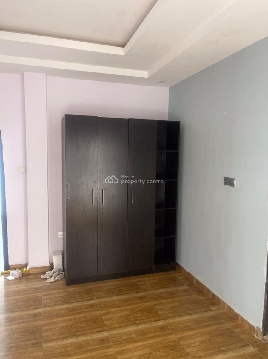 2 Bedroom Apartment Upstairs, Atlantic View Estate Off Alpha Beach Road Chevron Axis, Lekki, Lagos, Flat / Apartment for Rent