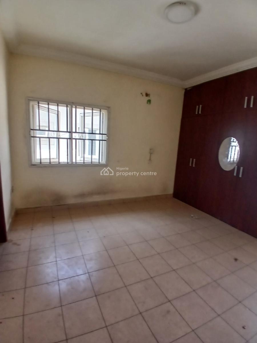 Spacious 3 Bedrooms Flat on First Floor, Gudu, Abuja, Flat / Apartment for Rent
