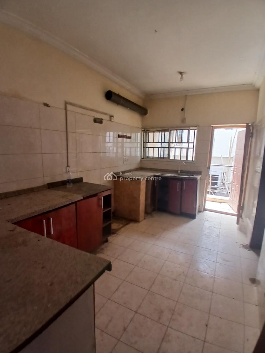 Spacious 3 Bedrooms Flat on First Floor, Gudu, Abuja, Flat / Apartment for Rent