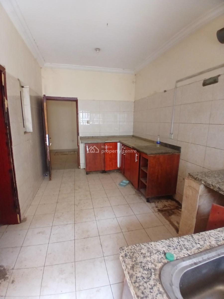 Spacious 3 Bedrooms Flat on First Floor, Gudu, Abuja, Flat / Apartment for Rent