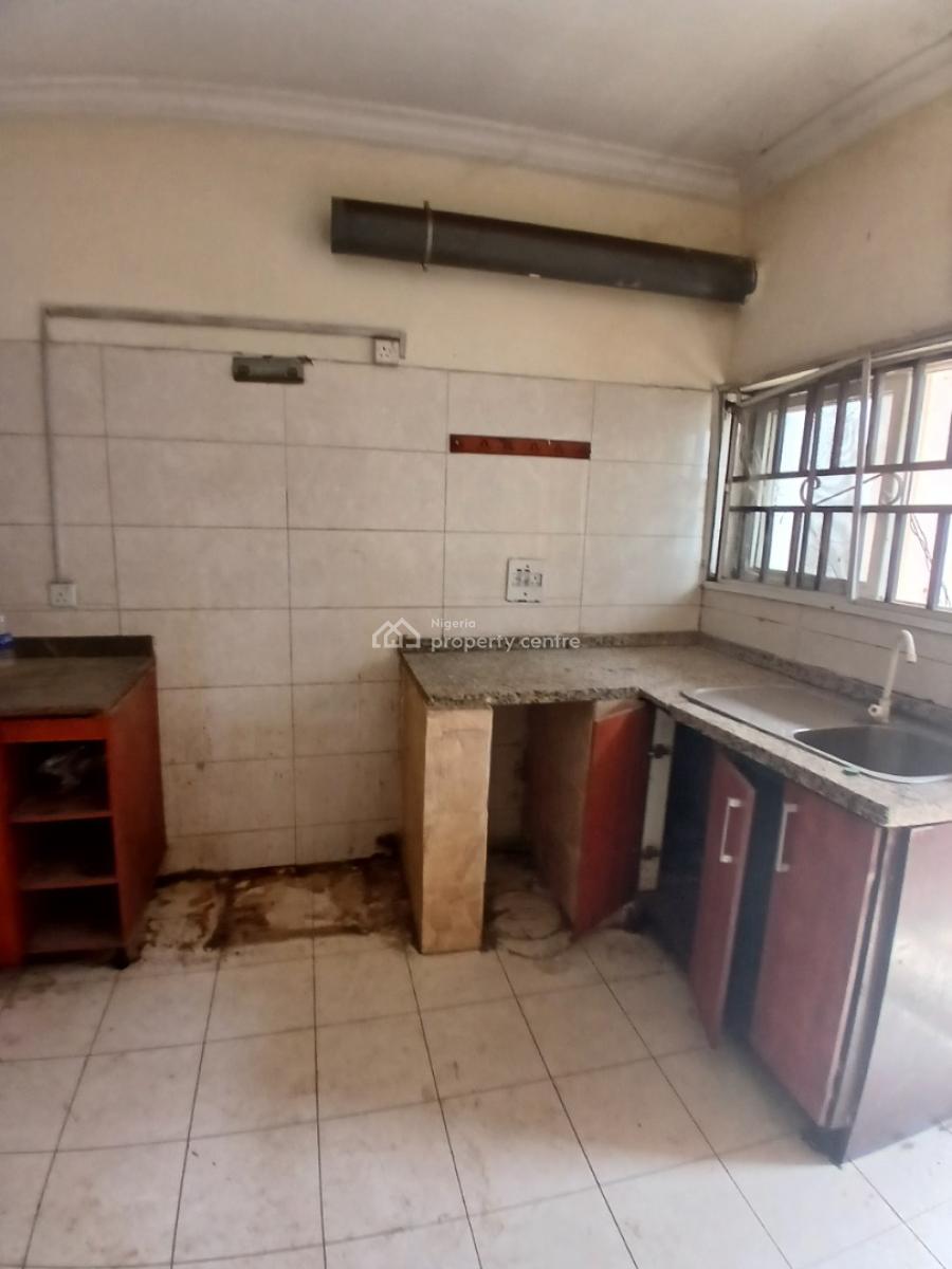 Spacious 3 Bedrooms Flat on First Floor, Gudu, Abuja, Flat / Apartment for Rent